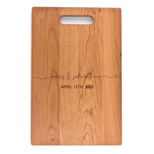 Load image into Gallery viewer, Handled Cutting Board